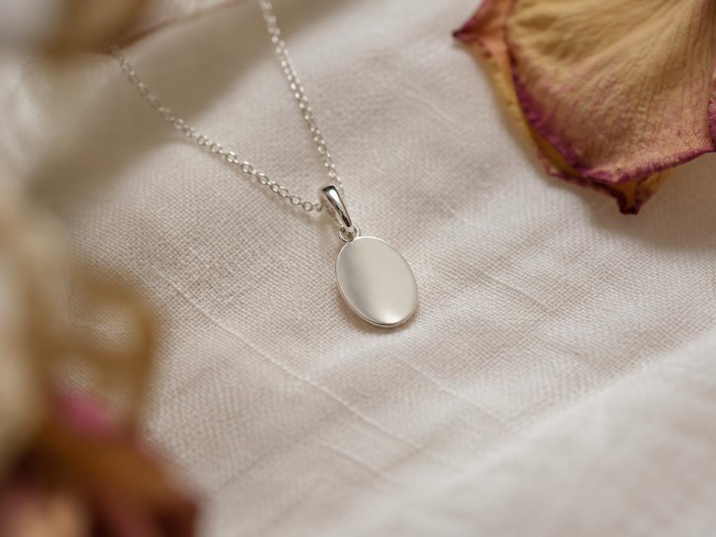 A small remembrance necklace